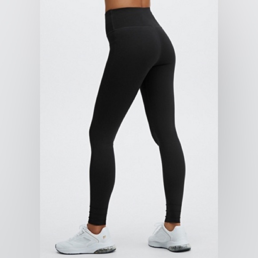 Fabletics SculptKnit High-Waisted Custom Length Legging